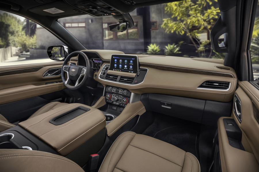 Торпедо Chevrolet Suburban High Country 2020 года  (фото 15 из 21)